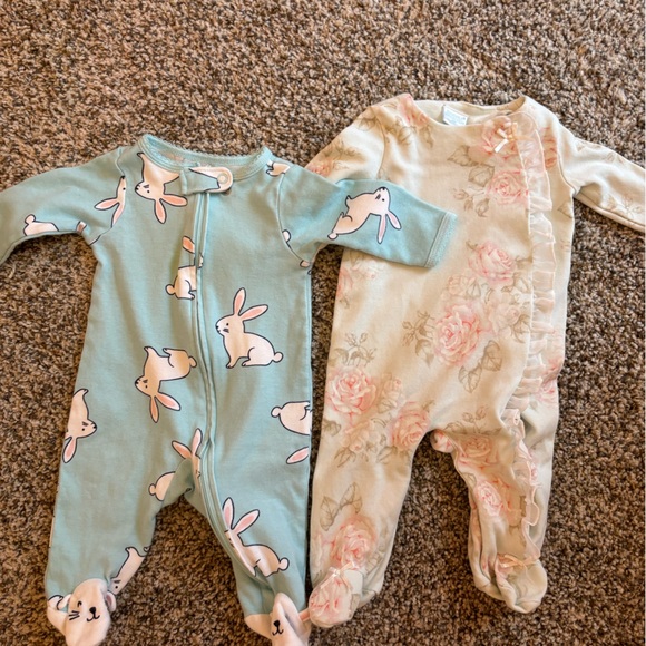 3 month footed sleepers - Picture 1 of 3